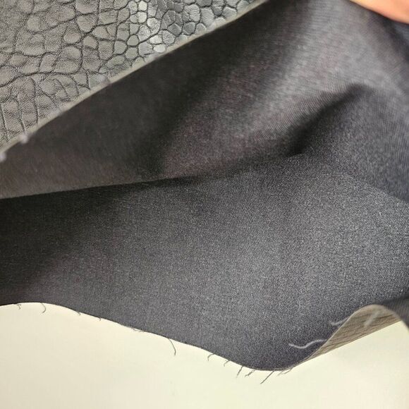 NWT VERO MODA RILEY BLACK FAUX PEBBLE LEATHER MINI SKIRT SIZE M - Picture 5 of 15